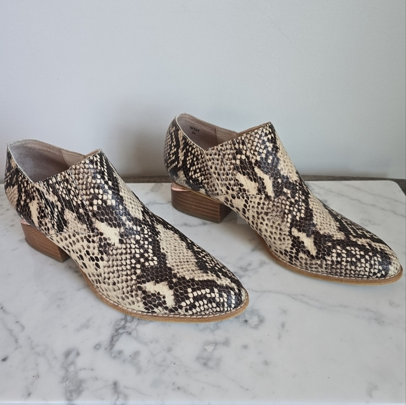 SILENT D, Ivtay Python Snakeskin Lether Nude Boot Bootie, Size 7.5 (38) - Picture 4 of 14